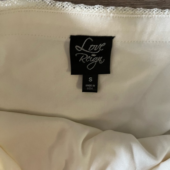 Small white lace strapless dress - Picture 4 of 4